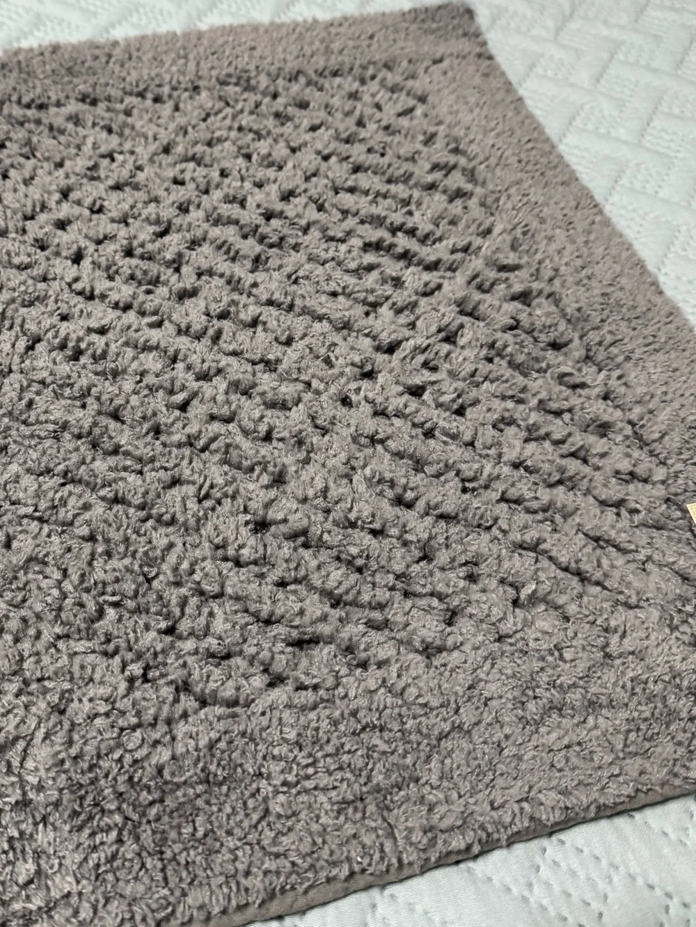 Home Collection Waffle Rug Gray Indoor Non-Skid 18 x 28 NWT